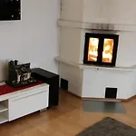 فيلة Kumpu *